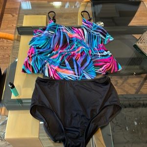 Maxine of Hollywood Tankini Bathing suit 👙